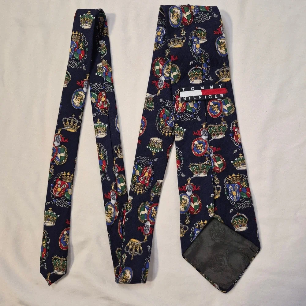 Tommy Hilfiger‎ Tie Mens Navy Blue Heraldic Crest Crown 100% Italian Silk USA